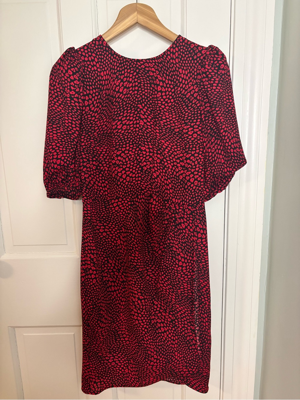 Banana Republic Red and Black Printed Puff-Sleeve Midi Dress
